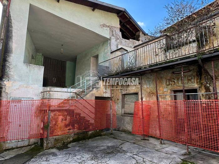 Casa con 5 locali in vendita in Selva, Zandobbio