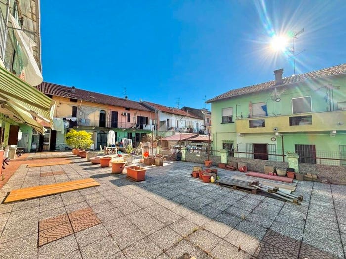 Appartamento quadrilocale in vendita in Corso Milano, Sant'Agabio, Novara