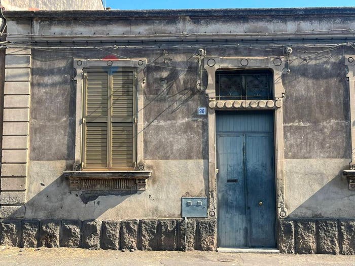 Casa trilocale in vendita in Via Santa Maria Della Catena, Ferrarotto Acquedotto Greco, Catania