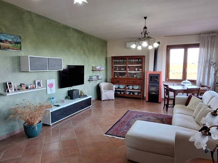 Casa con 6 locali in vendita in Castelnuovo Berardenga