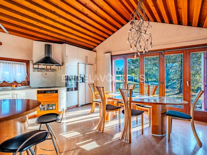 Casa con 5 locali in vendita in Via Vernaz, Refrontolo