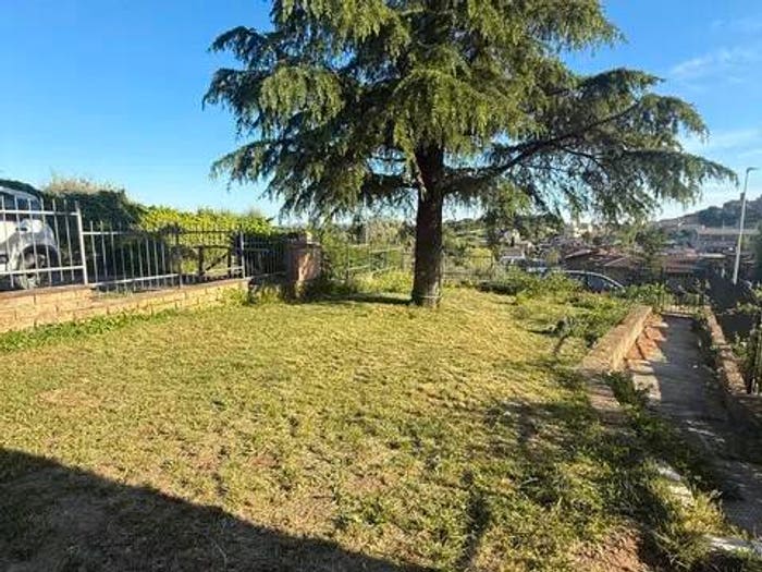 Casa con 6 locali in vendita in Via Italia No Number, Centro, Manciano