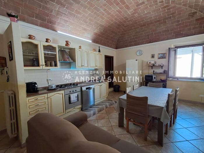 Appartamento trilocale in vendita in Via dei Mille, Centro, Ponsacco