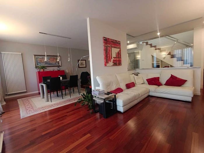 Appartamento con 5 locali in vendita in Via dei Mille, Sacra Famiglia Basso Isonzo, Padova