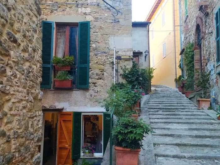 Case in Vendita e in Affitto - 2