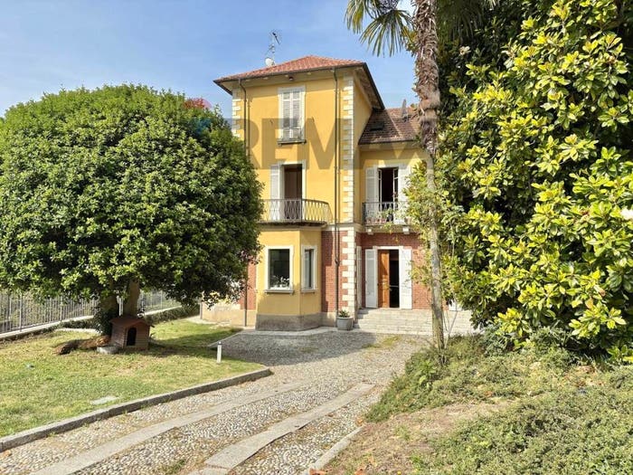 Casa con 6 locali in vendita in Via Resega, Centro, Mergozzo