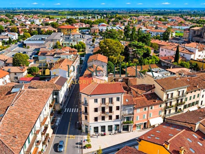 Appartamento bilocale in vendita in Via Guglielmo Marconi, Centro, Valeggio sul Mincio