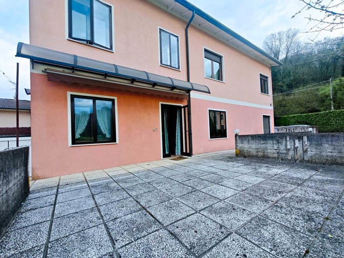 Casa con 5 locali in vendita in Via Monte Grappa, Altavilla Vicentina