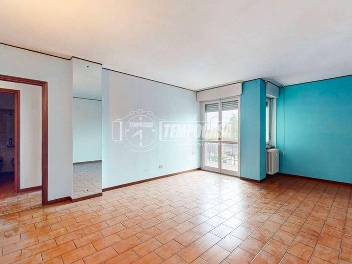 Appartamento con 6 locali in vendita in Strada Piossasco, Centro, Orbassano