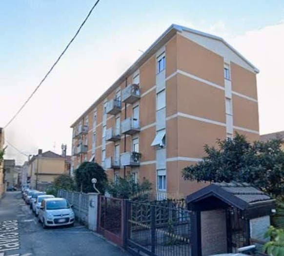 Appartamento trilocale in vendita in Via Flavio Gioia, San Michele, Busto Arsizio