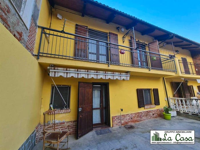 Casa con 5 locali in vendita in San Paolo Solbrito