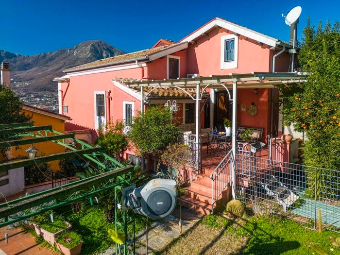 Casa trilocale in vendita in Via Giacinto Arnese, Centro, Cava de' Tirreni