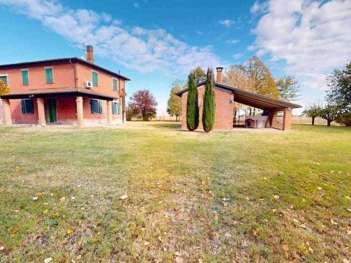 Casa con 6 locali in vendita in via Cartara, Castel San Pietro Terme