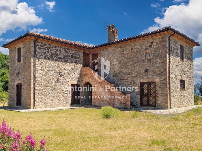 Casa con 6 locali in vendita in Strada provinciale, Monte Castello di Vibio