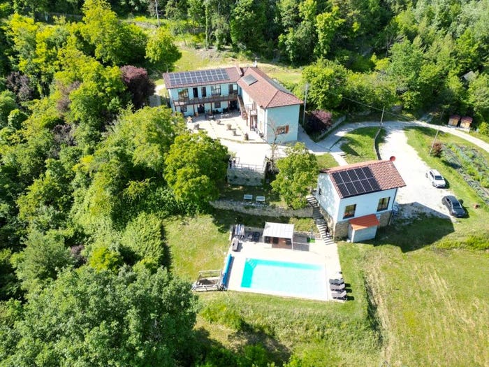 Casa con 6 locali in vendita in Fontane, Torre Bormida