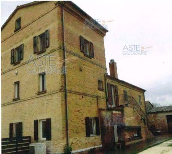 Casa con 6 locali in vendita in Via Spina, Via Roma Asse Sud, Jesi