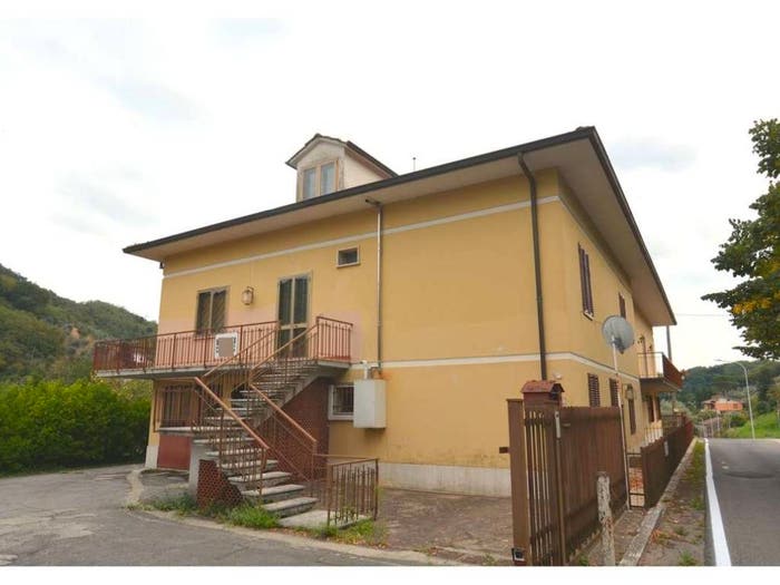 Casa quadrilocale in vendita in MontecatiniTerme