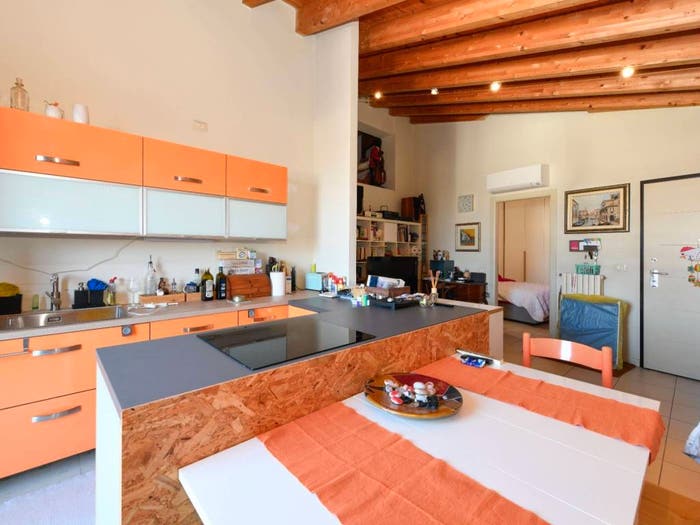 Appartamento trilocale in vendita in Via Carlo Alberto, Moniga del Garda