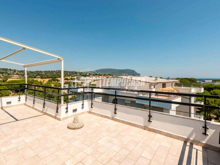 Appartamento trilocale in vendita in Via Pescara, Marcelli, Numana