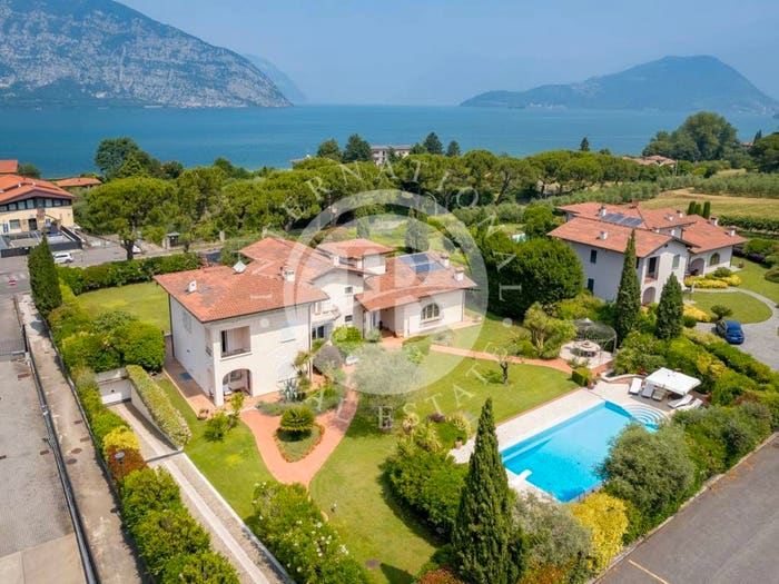 Casa con 6 locali in vendita in Centro, Iseo