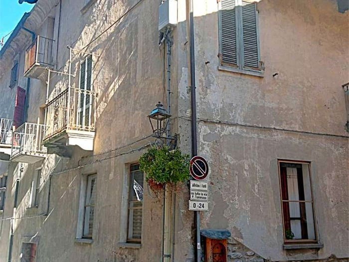 Appartamento con 6 locali in vendita in via Roma, Centro, Donnas