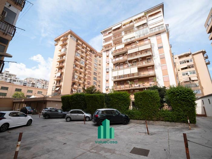 Appartamento con 5 locali in vendita in Via Sampolo, Libertà Villabianca, Palermo