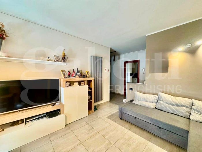 Appartamento quadrilocale in vendita in Via Torino, Centro, La Cassa