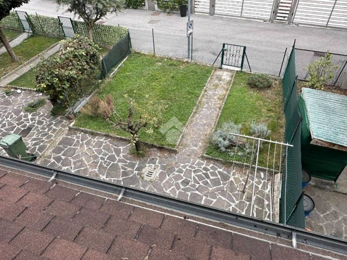 Casa quadrilocale in vendita in VIA CARLO PORTA, Centro, Paullo