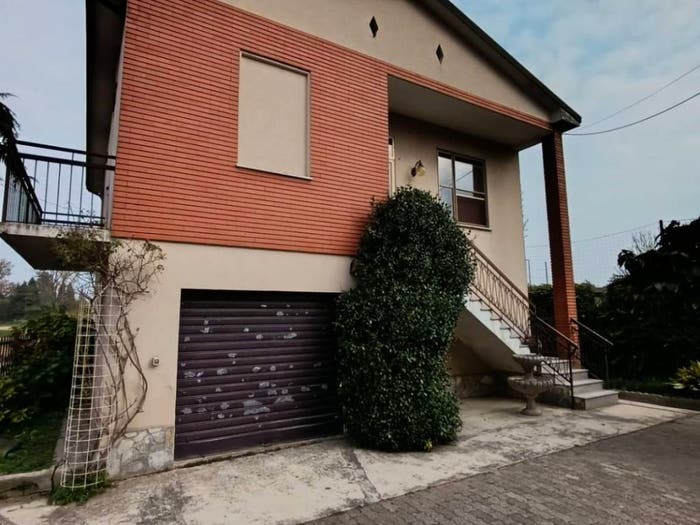 Casa quadrilocale in vendita in Via Roma, Centro, Lungavilla