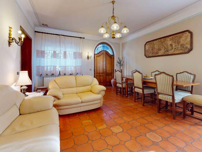 Casa con 5 locali in vendita in Via Centrale, Sassi, Molazzana