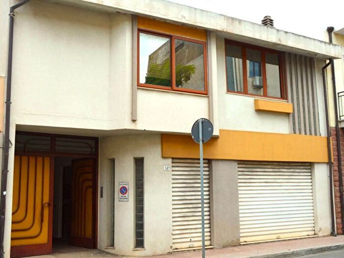 Casa quadrilocale in vendita in via roma, Centro, Muravera