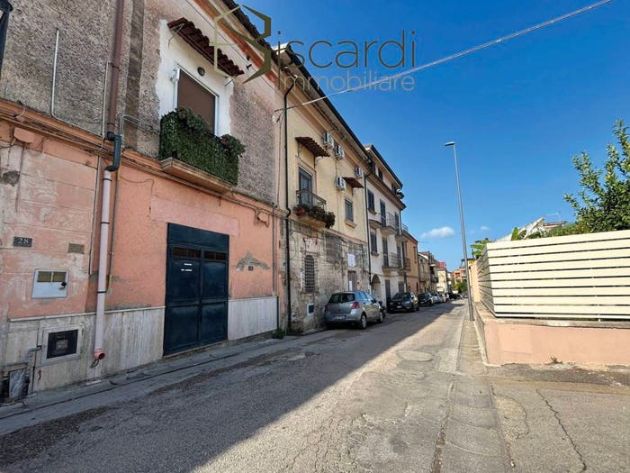 Appartamento trilocale in vendita in Via Duca Catemario, Casolla, Caserta