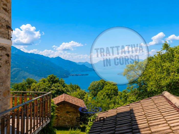 Casa trilocale in vendita in Naro, Gravedona ed Uniti