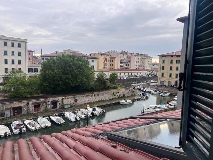 Appartamento trilocale in vendita in Pontino Bastia, Livorno