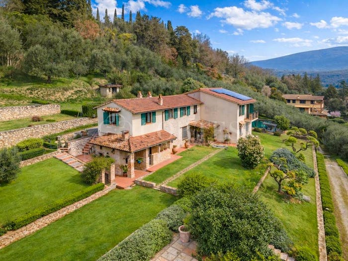 Casa con 6 locali in vendita in Via Fiorenzo di Lorenzo, Corciano