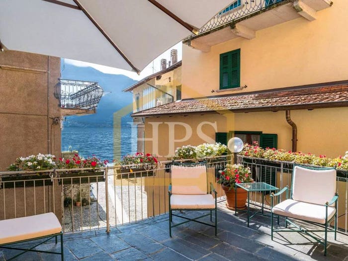 Casa con 6 locali in vendita in Via Vincenzo Puricelli, Sala Comacina