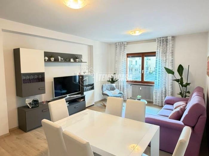 Appartamento quadrilocale in vendita in Via Simon da Cusighe, Centro, Belluno
