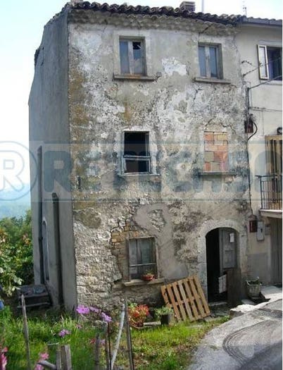 Casa quadrilocale in vendita in Colle Giovenchi, Ateleta