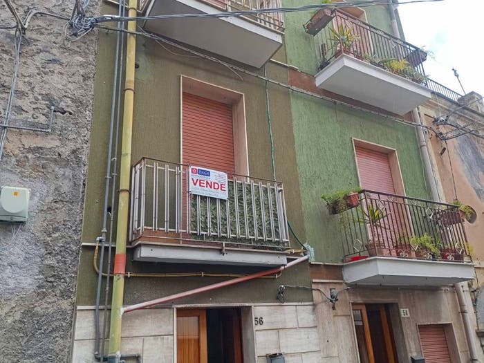 Appartamento in vendita in Via Santa Caterina da Siena, Bronte
