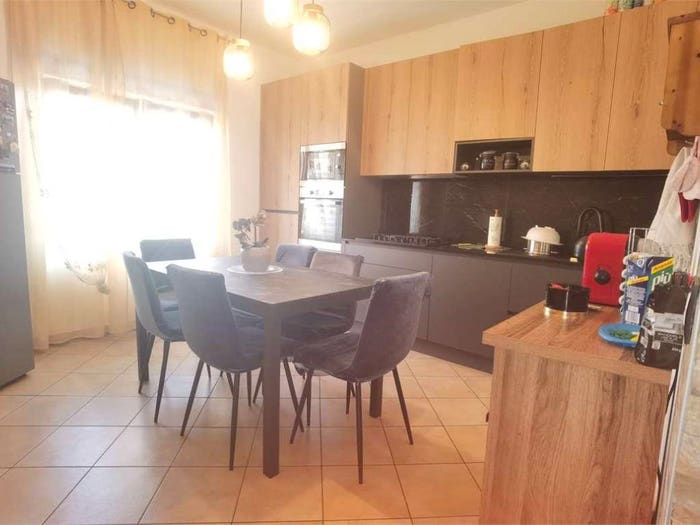 Casa trilocale in vendita in via risorgimento, Centro, Montebelluna