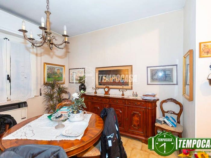 Appartamento trilocale in vendita in Piazza Fulcheria, Semicentro, Crema
