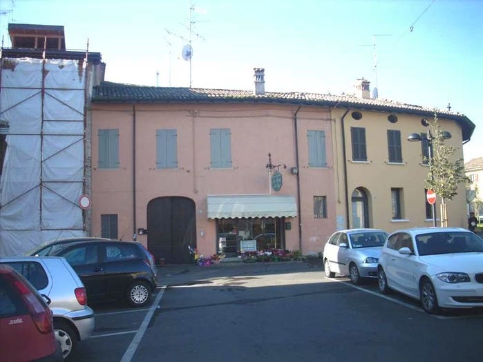 Appartamento bilocale in vendita in Centro, Montecchio Emilia