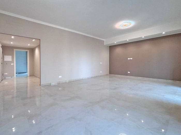 Appartamento quadrilocale in vendita in Via Malakoff, Corsico