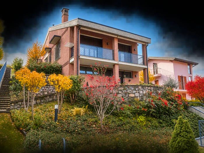 Casa con 6 locali in vendita in Via Fiume, Centro, Ponte Lambro