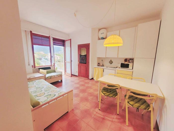Appartamento monolocale in vendita in Via Diano San Pietro, Centro, Diano Marina