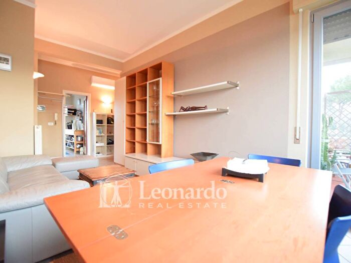 Appartamento trilocale in vendita in via Bologna, Città Giardino, Viareggio