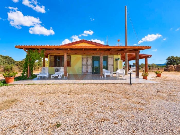 Casa quadrilocale in vendita in Regione Rudas, Maria Pia Fertilia, Alghero