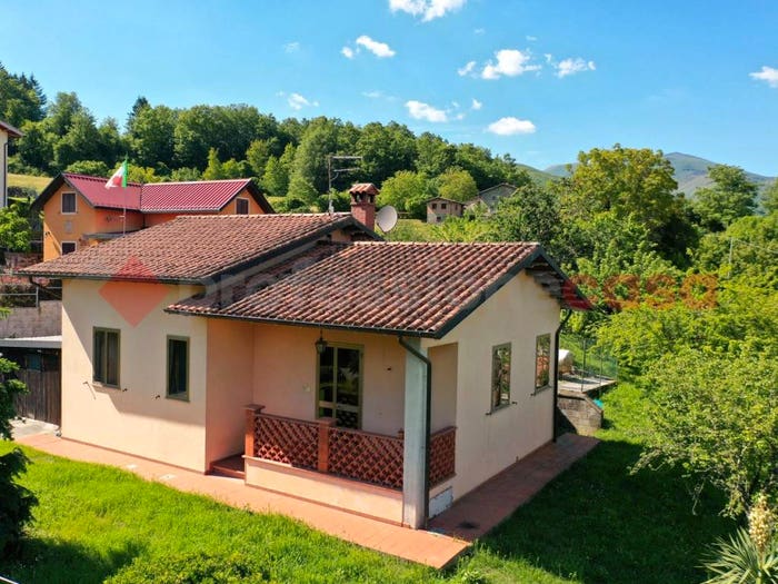 Casa trilocale in vendita in Nicciano via Pradaccio snc, Nicciano, Piazza al Serchio