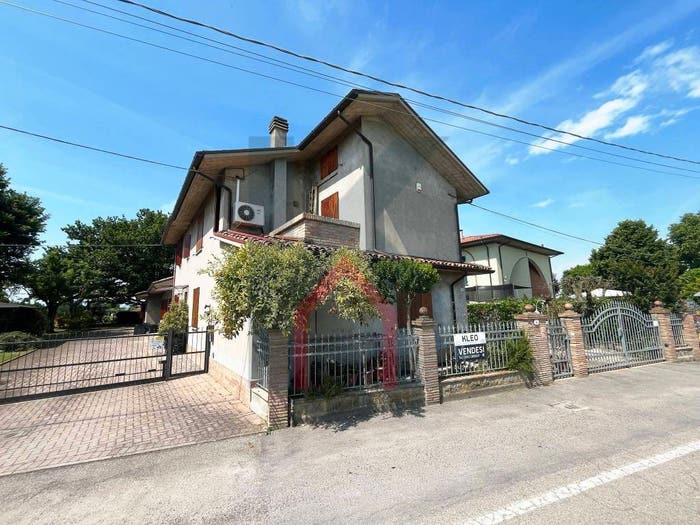 Casa con 5 locali in vendita in Ospedaletto, Forlì