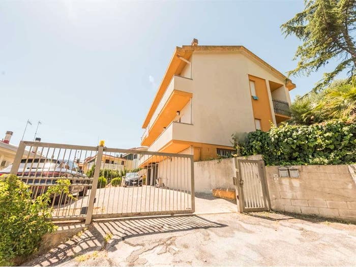 Appartamento con 6 locali in vendita in STRADA FONTE BOREA, Colle del Telegrafo Colle Scorrano, Pescara